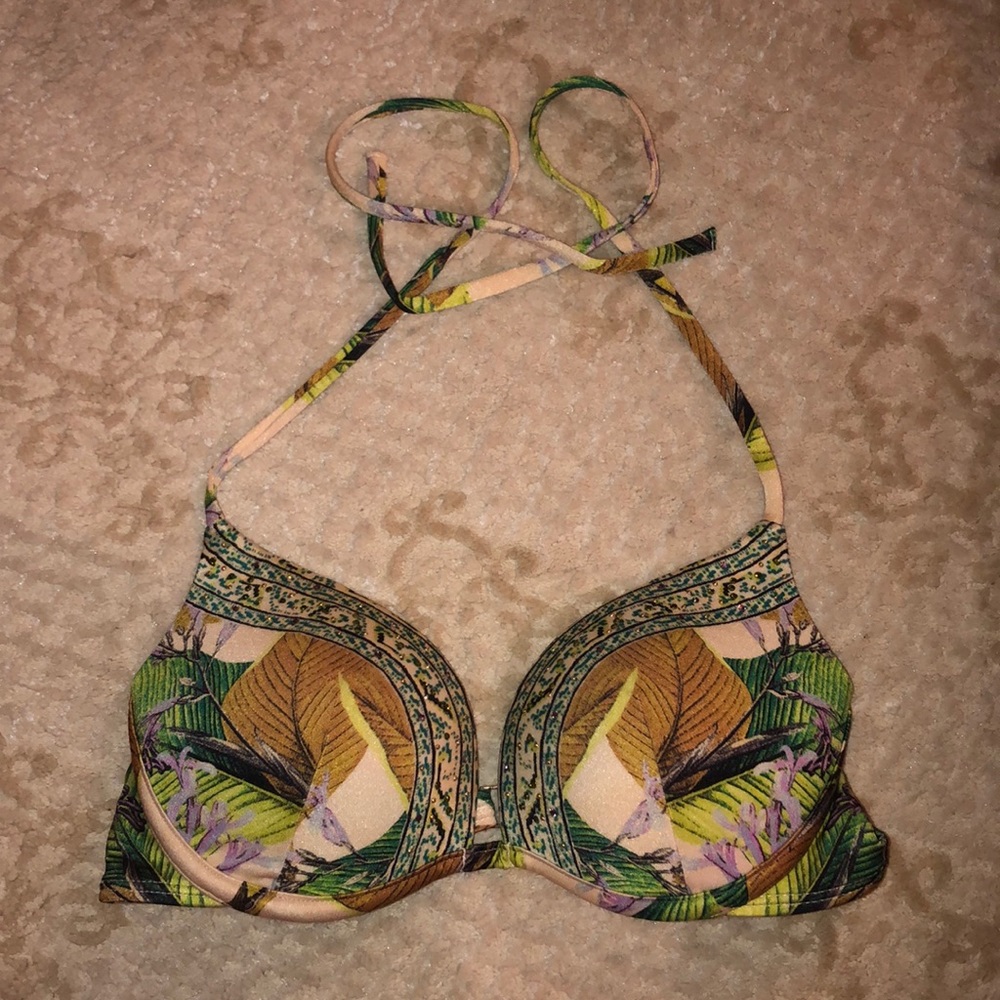Bathing suit top